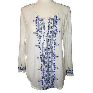 Lucky Brand White and Blue 3/4 Sleeve Embroidered Tunic